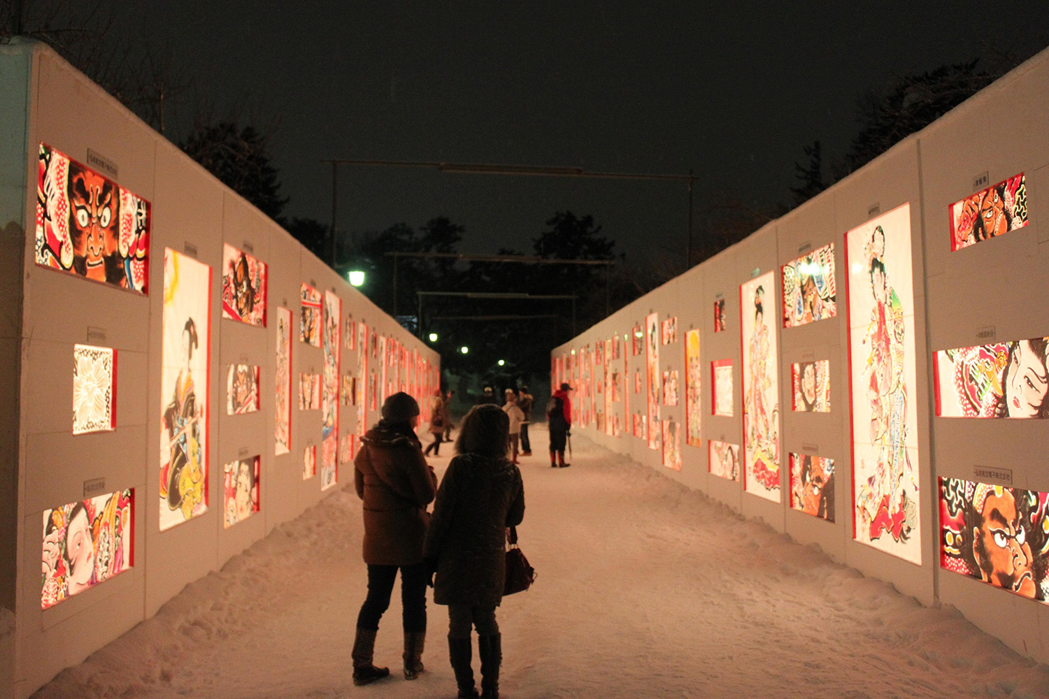 弘前城雪燈籠まつり錦絵大回廊